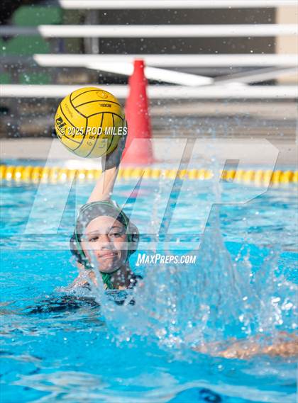 Thumbnail 3 in Granite Bay vs. St. Ignatius College Preparatory photogallery.
