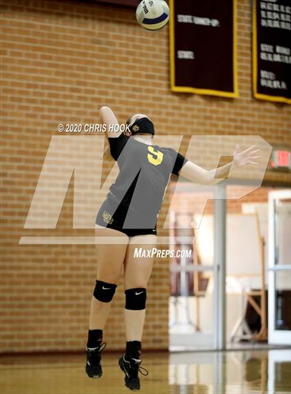 Thumbnail 3 in Casa Grande @ Salpointe Catholic photogallery.