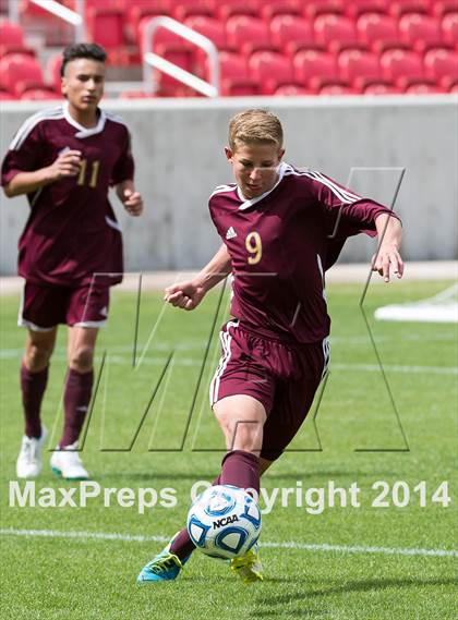 Thumbnail 2 in Dixie vs Cedar City (UHSAA 3A Final) photogallery.