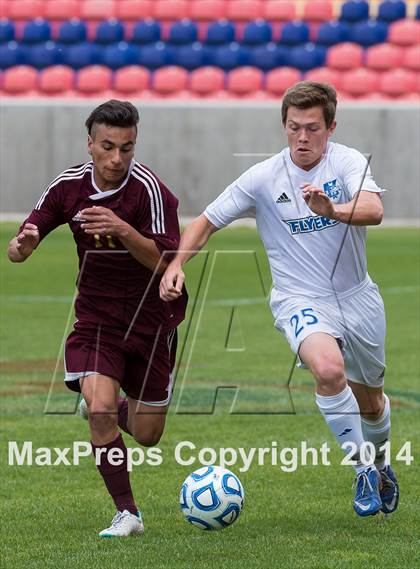 Thumbnail 2 in Dixie vs Cedar City (UHSAA 3A Final) photogallery.