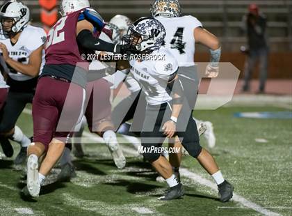Thumbnail 3 in Flour Bluff vs. Winn (UIL 5A Area Playoffs) photogallery.