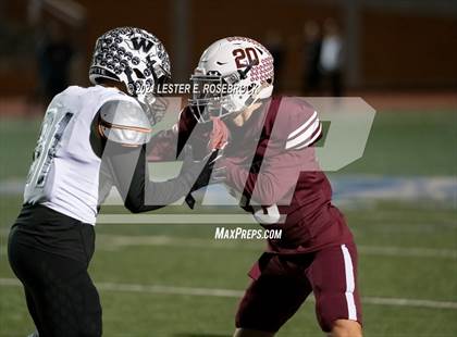 Thumbnail 2 in Flour Bluff vs. Winn (UIL 5A Area Playoffs) photogallery.