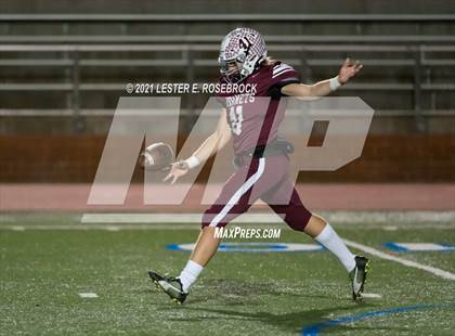 Thumbnail 3 in Flour Bluff vs. Winn (UIL 5A Area Playoffs) photogallery.
