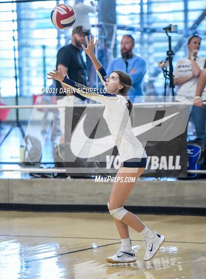 Thumbnail 2 in Bishop McLaughlin Catholic vs Hagerty (Nike Tournament of Champions)  photogallery.