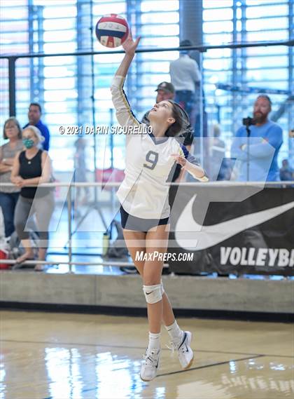 Thumbnail 1 in Bishop McLaughlin Catholic vs Hagerty (Nike Tournament of Champions)  photogallery.