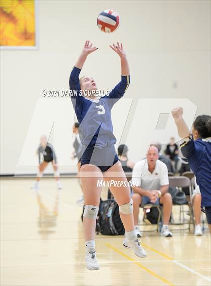 Thumbnail 1 in Bishop McLaughlin Catholic vs Hagerty (Nike Tournament of Champions)  photogallery.