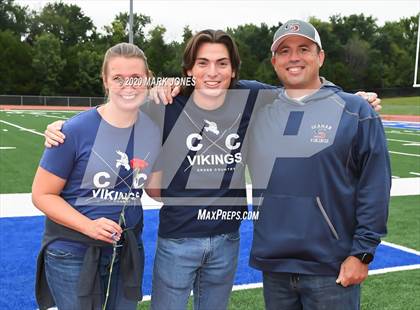 Thumbnail 2 in Seaman (2020 Seniors) photogallery.