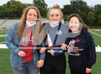 Thumbnail 3 in Seaman (2020 Seniors) photogallery.