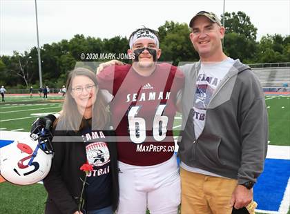 Thumbnail 2 in Seaman (2020 Seniors) photogallery.