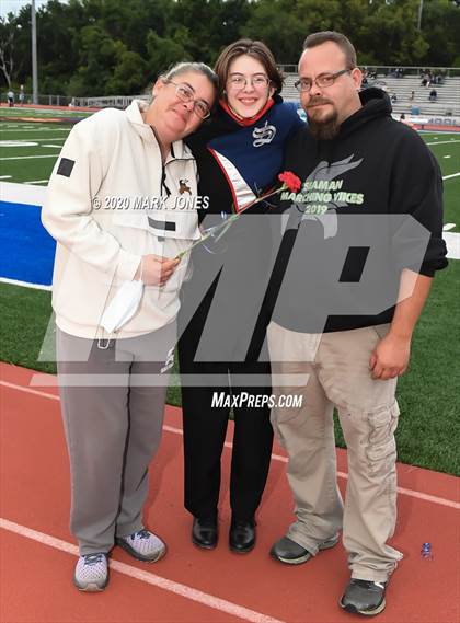 Thumbnail 2 in Seaman (2020 Seniors) photogallery.