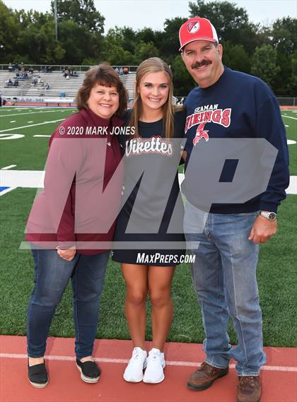 Thumbnail 1 in Seaman (2020 Seniors) photogallery.