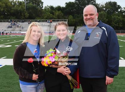 Thumbnail 1 in Seaman (2020 Seniors) photogallery.