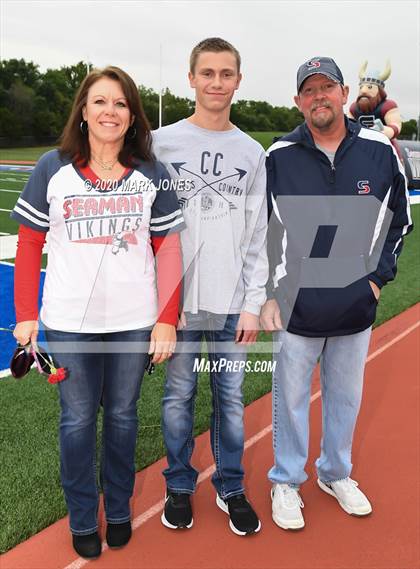 Thumbnail 3 in Seaman (2020 Seniors) photogallery.