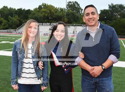 Thumbnail 1 in Seaman (2020 Seniors) photogallery.