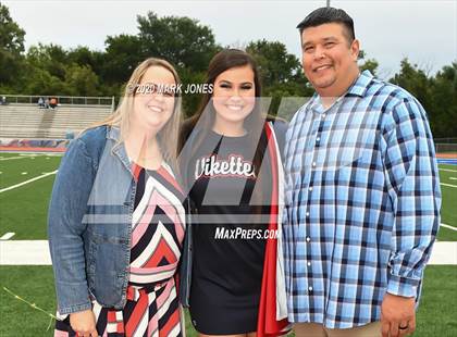 Thumbnail 2 in Seaman (2020 Seniors) photogallery.