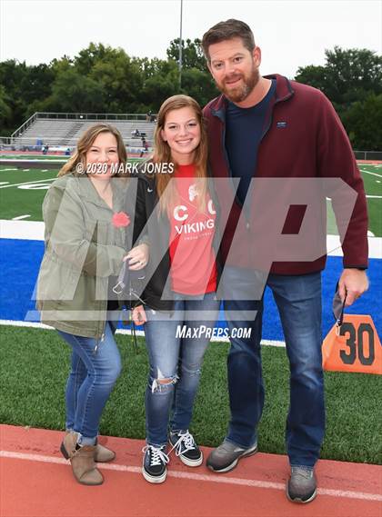 Thumbnail 1 in Seaman (2020 Seniors) photogallery.