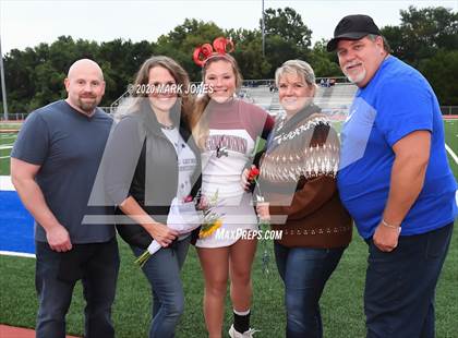 Thumbnail 1 in Seaman (2020 Seniors) photogallery.