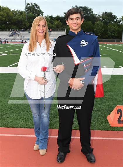Thumbnail 1 in Seaman (2020 Seniors) photogallery.
