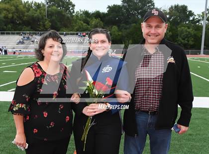 Thumbnail 2 in Seaman (2020 Seniors) photogallery.