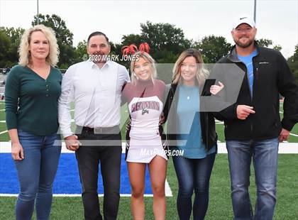 Thumbnail 1 in Seaman (2020 Seniors) photogallery.