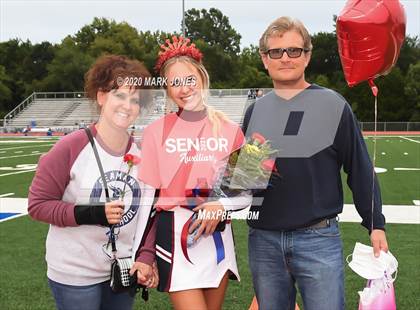 Thumbnail 1 in Seaman (2020 Seniors) photogallery.