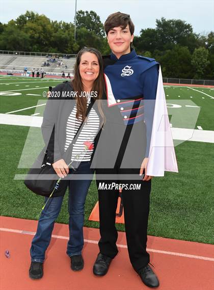 Thumbnail 3 in Seaman (2020 Seniors) photogallery.