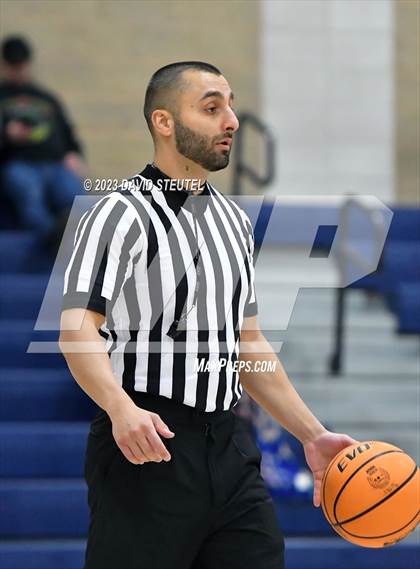 Thumbnail 3 in Gridley vs. Sutter (Sutter Tournament) photogallery.