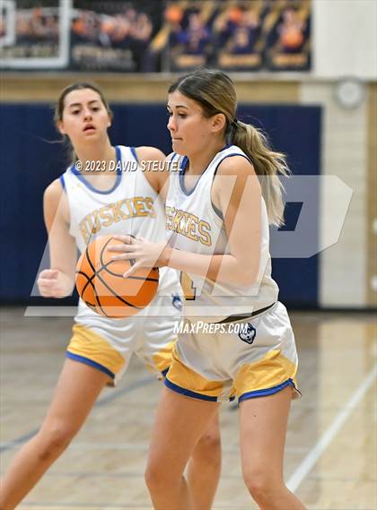 Thumbnail 2 in Gridley vs. Sutter (Sutter Tournament) photogallery.