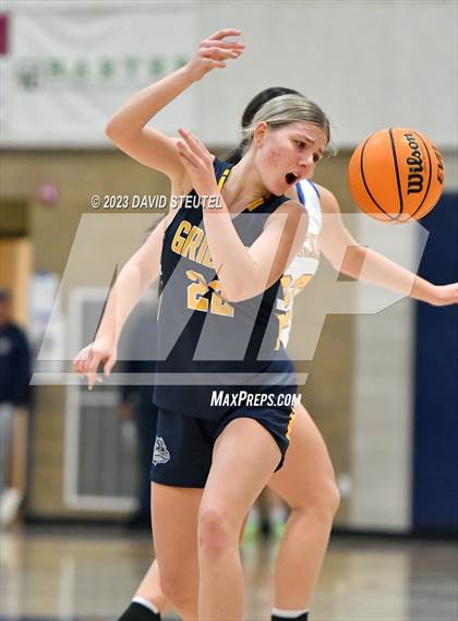 Thumbnail 3 in Gridley vs. Sutter (Sutter Tournament) photogallery.