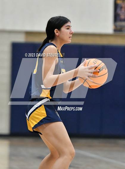 Thumbnail 3 in Gridley vs. Sutter (Sutter Tournament) photogallery.