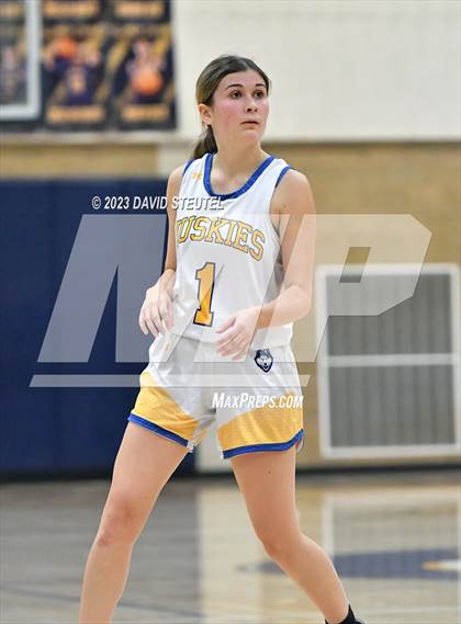 Thumbnail 3 in Gridley vs. Sutter (Sutter Tournament) photogallery.