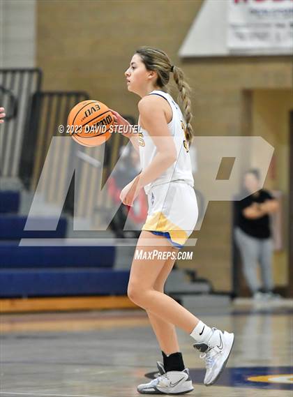 Thumbnail 3 in Gridley vs. Sutter (Sutter Tournament) photogallery.