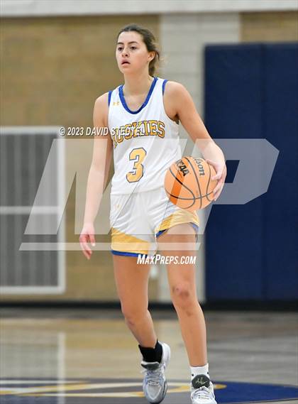 Thumbnail 2 in Gridley vs. Sutter (Sutter Tournament) photogallery.