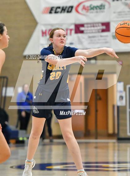 Thumbnail 1 in Gridley vs. Sutter (Sutter Tournament) photogallery.