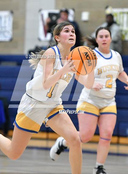 Thumbnail 1 in Gridley vs. Sutter (Sutter Tournament) photogallery.