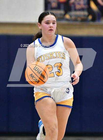 Thumbnail 3 in Gridley vs. Sutter (Sutter Tournament) photogallery.