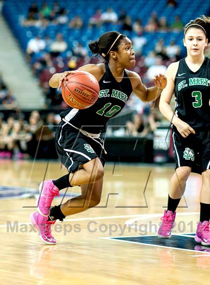 Thumbnail 2 in St. Mary's vs. Bishop O'Dowd (CIF NorCal Regional Open Division Final) photogallery.