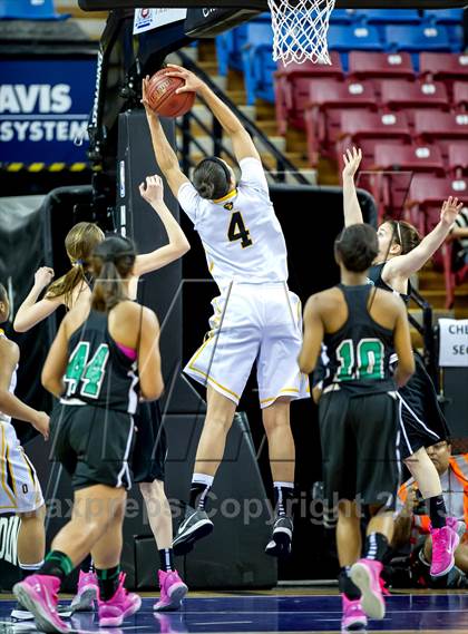 Thumbnail 1 in St. Mary's vs. Bishop O'Dowd (CIF NorCal Regional Open Division Final) photogallery.