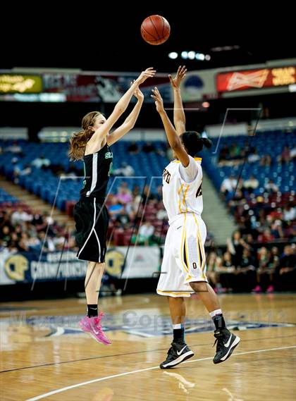 Thumbnail 1 in St. Mary's vs. Bishop O'Dowd (CIF NorCal Regional Open Division Final) photogallery.