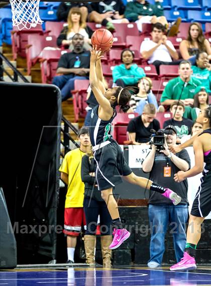 Thumbnail 3 in St. Mary's vs. Bishop O'Dowd (CIF NorCal Regional Open Division Final) photogallery.