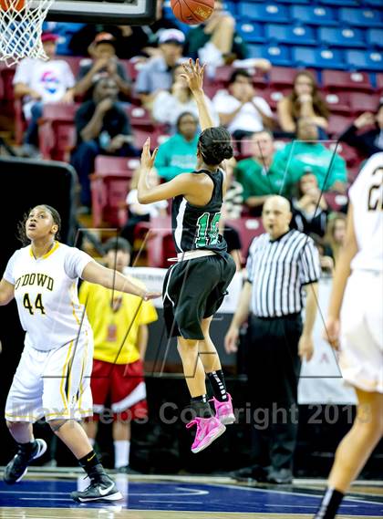 Thumbnail 3 in St. Mary's vs. Bishop O'Dowd (CIF NorCal Regional Open Division Final) photogallery.