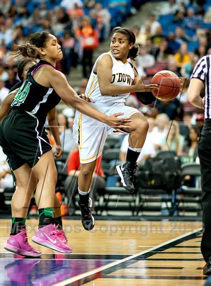 Thumbnail 1 in St. Mary's vs. Bishop O'Dowd (CIF NorCal Regional Open Division Final) photogallery.