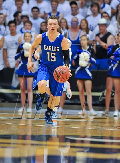 Thumbnail 2 in Broomfield vs. Valor Christian (CHSAA 4A Final Four) photogallery.