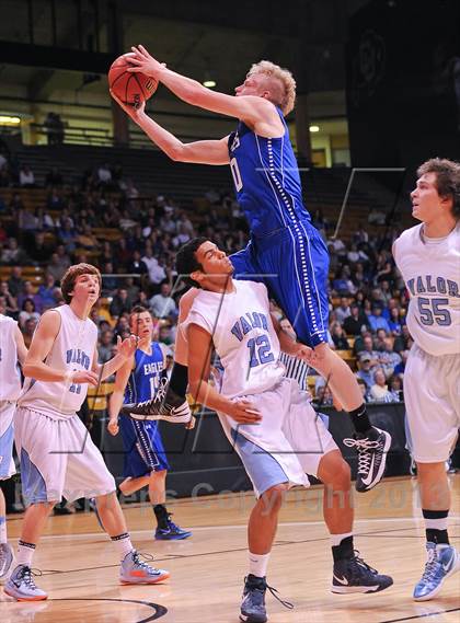 Thumbnail 2 in Broomfield vs. Valor Christian (CHSAA 4A Final Four) photogallery.