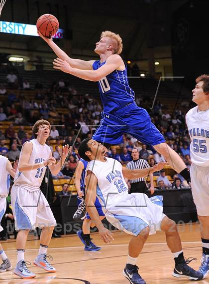 Thumbnail 1 in Broomfield vs. Valor Christian (CHSAA 4A Final Four) photogallery.