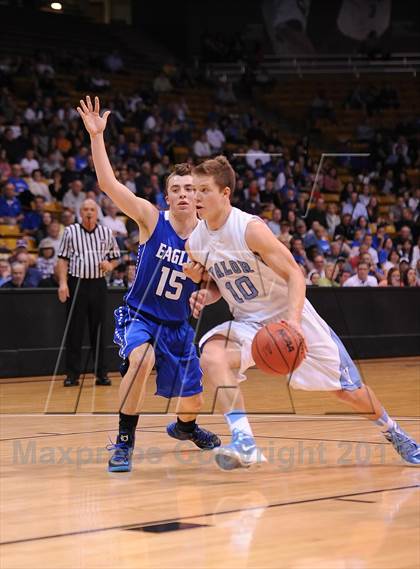 Thumbnail 1 in Broomfield vs. Valor Christian (CHSAA 4A Final Four) photogallery.