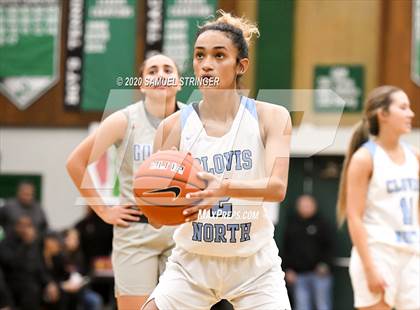 Thumbnail 1 in Bishop Gorman vs. Clovis North (MLK Showcase) photogallery.
