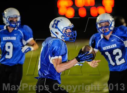 Thumbnail 3 in St. Clair @ Hermann photogallery.