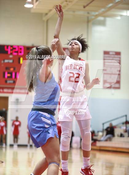 Thumbnail 2 in Perry Meridian @ Pike photogallery.