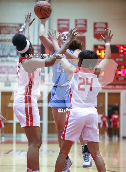 Thumbnail 3 in Perry Meridian @ Pike photogallery.